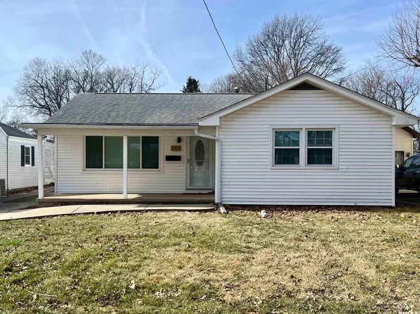 1417 S Clay Ave, Jacksonville, IL 62650