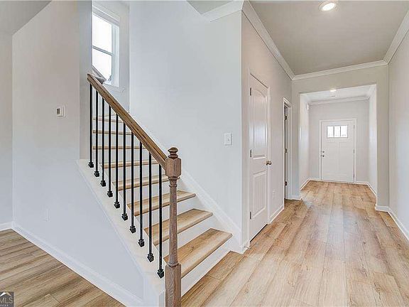 6th image of this home