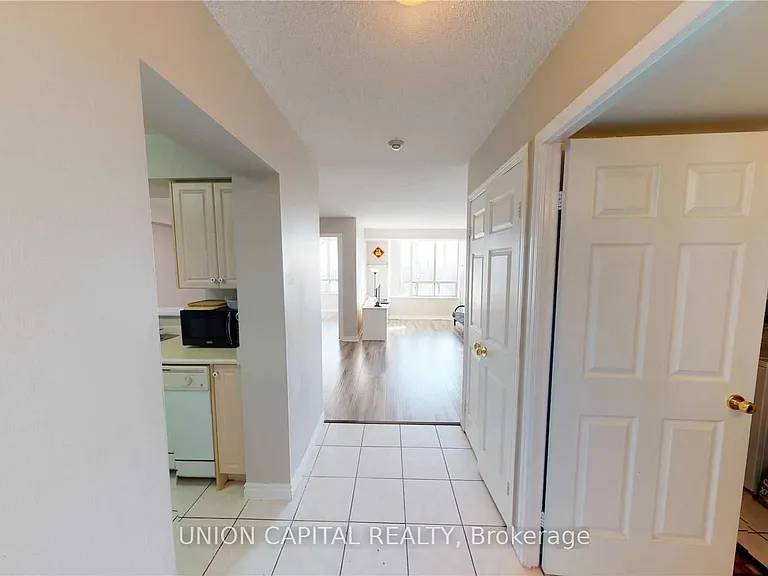 5039 Finch Ave E #1906 — Photo 3