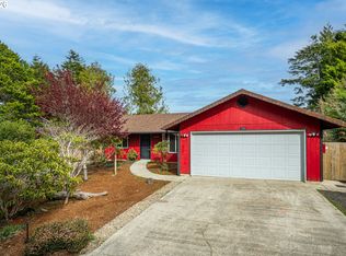1245 SW Fairway Dr, Waldport, OR