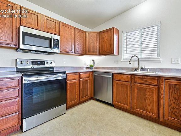 4th image of 7143 Dove Valley Pl