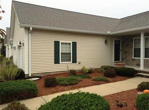 1st image of 26 Clipper Way #26