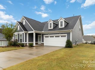 909 Kayla Ct, Matthews, NC 28104