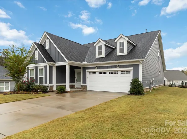 909 Kayla Ct, Matthews, NC 28104