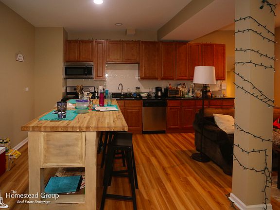 5th image of 3223 N Sheffield Ave #9RSREAR