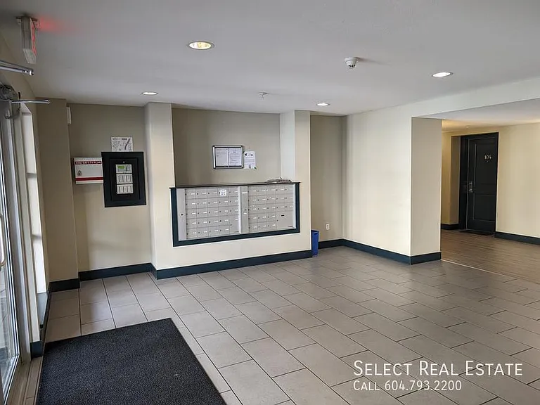 45561 Yale Rd #110 — Photo 2