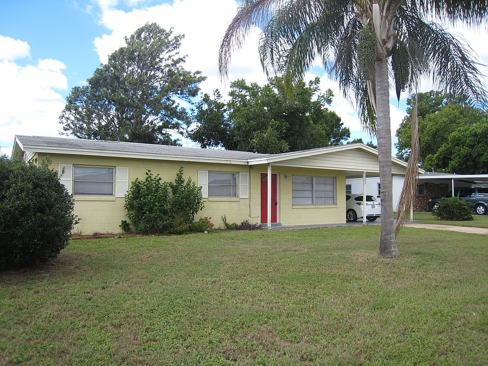 1st image of 225 Narvaez Dr