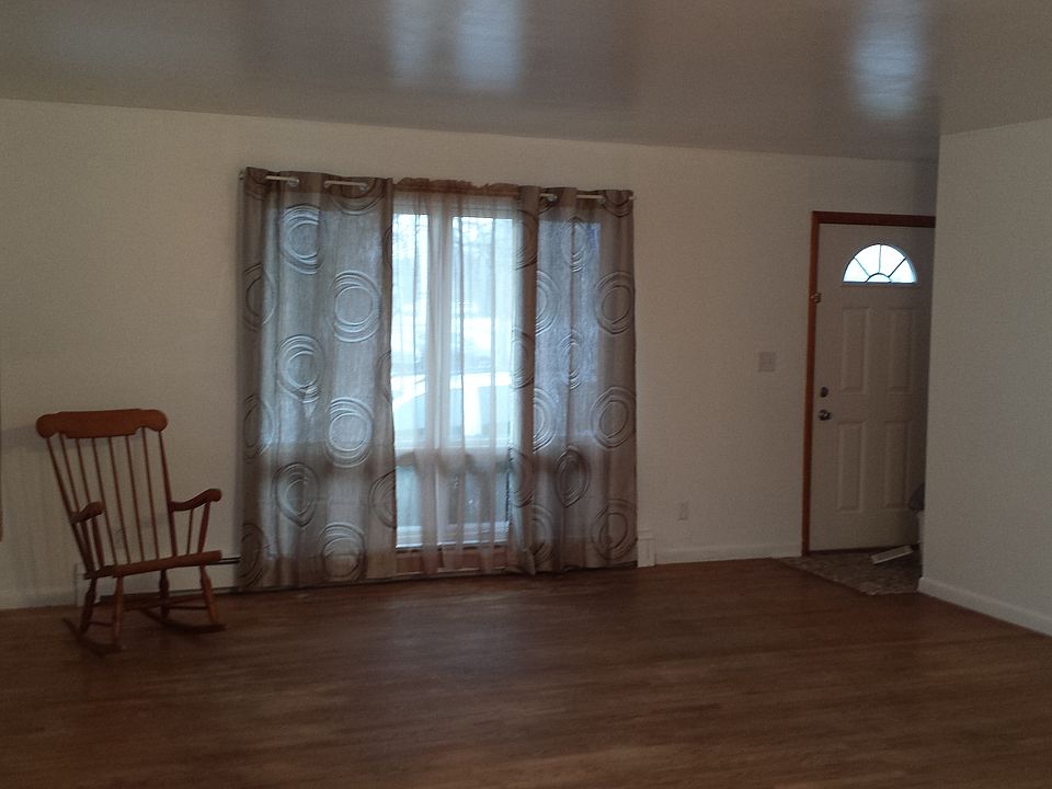 Upstairs living room