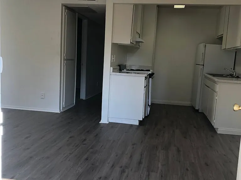 Sierra View — Photo 15