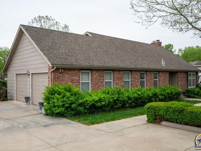 3910 SW Canterbury Town Rd, Topeka, KS, 66610