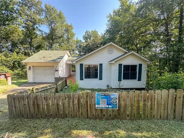 5900 Foxboro Dr, North Little Rock, AR 72118
