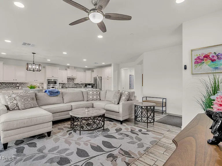 10260 E White Feather Ln #1025 — Photo 7