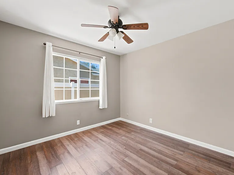 6440 Harvard St — Photo 26