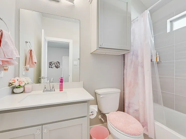 211 Coyote Creek Dr — Photo 29