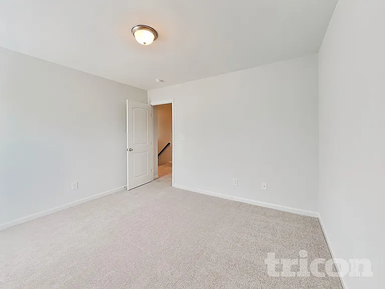 181 Brisbane Dr — Photo 15