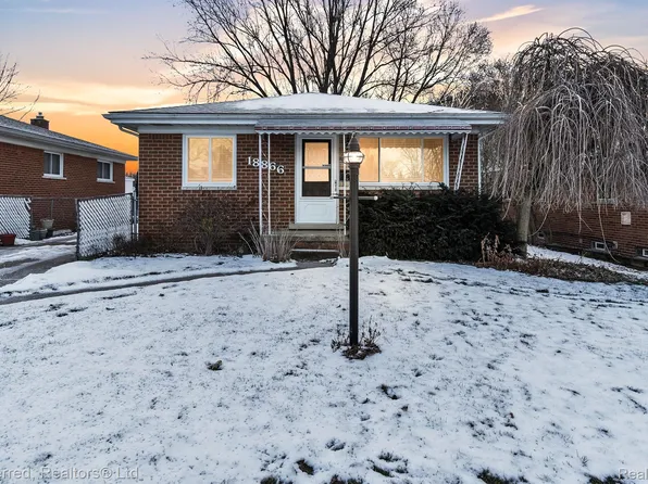 18866 Milburn St, Livonia, MI 48152