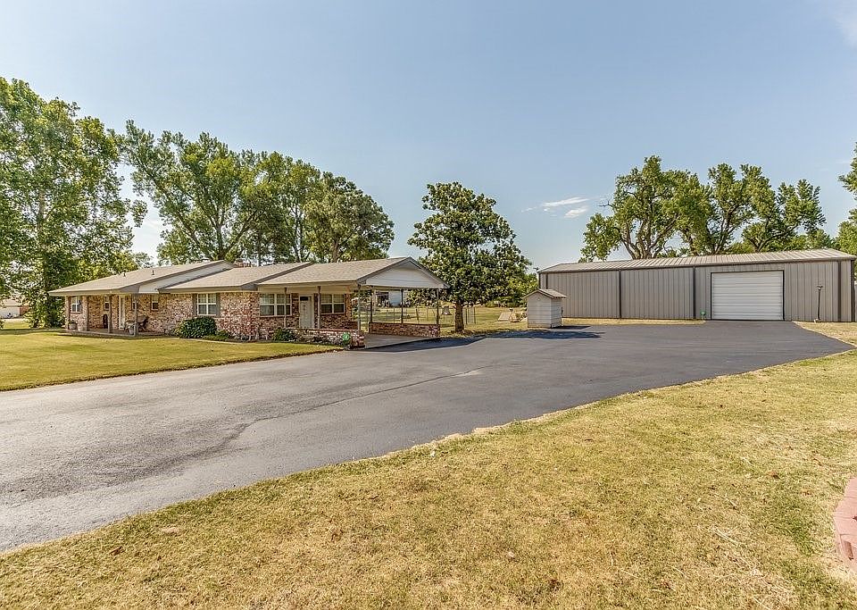 2124 E Karen Ter, Mustang, OK 73064 Zillow