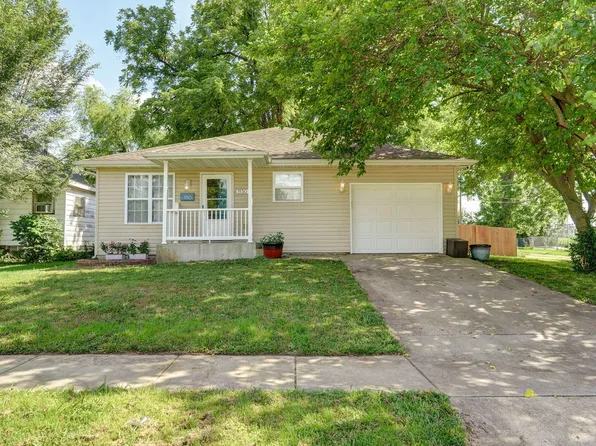 1130 W Chase Street, Springfield, MO 65803