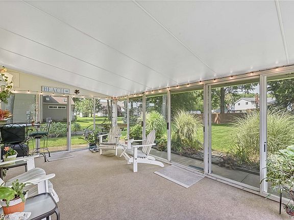 5th image of 29712 Wellington Dr