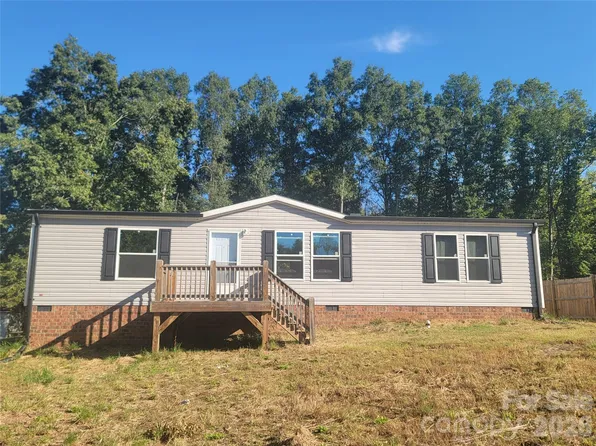 222 Gravel Hill Ct, Taylorsville, NC 28681