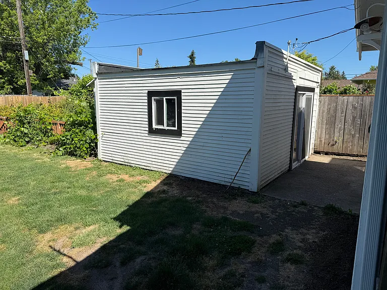 1236 Calapooia St SW — Photo 2