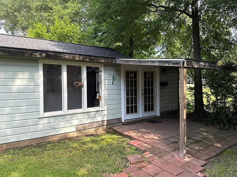 711 S Manx Aly — Photo 1