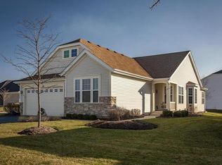 1189 Drury Ln, Aurora, IL 60502