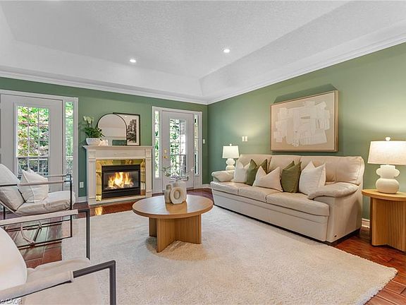 3rd image of 16 Gaskin Ave