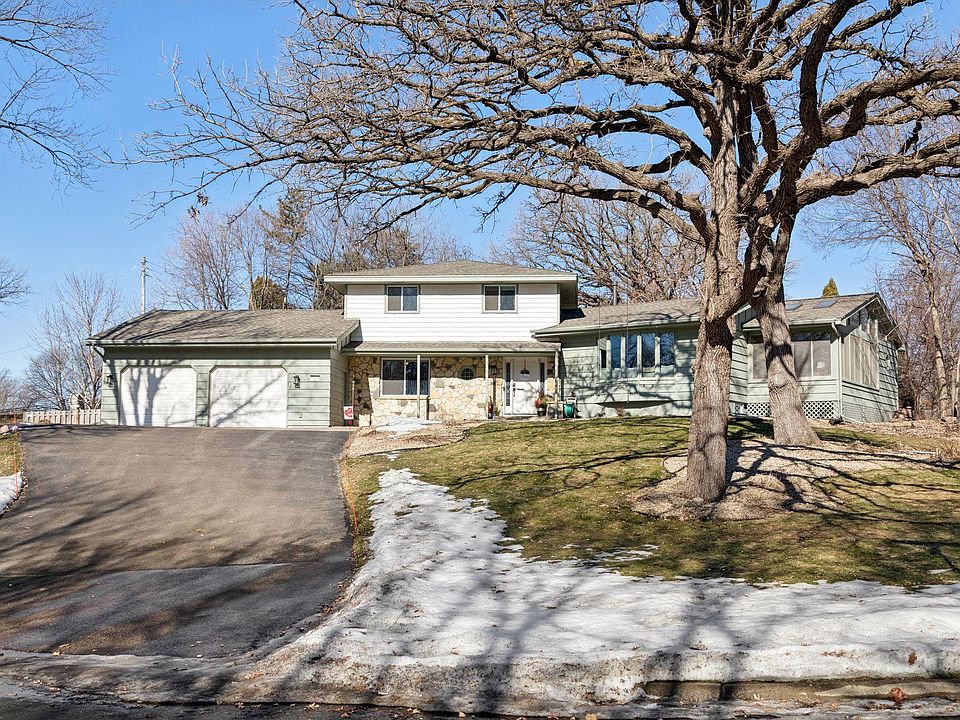 1st image of 1200 Lacota Ln