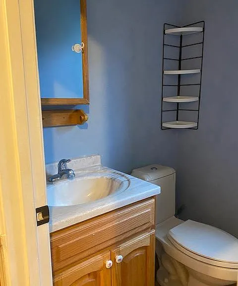 3913 Commander Dr — Photo 23