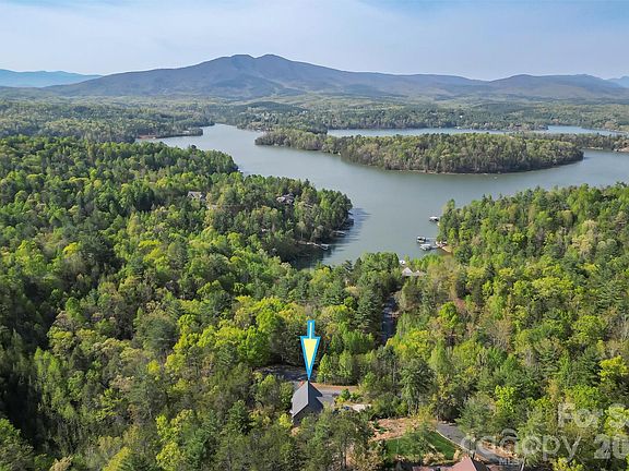 2nd image of 521 Waters Edge Dr