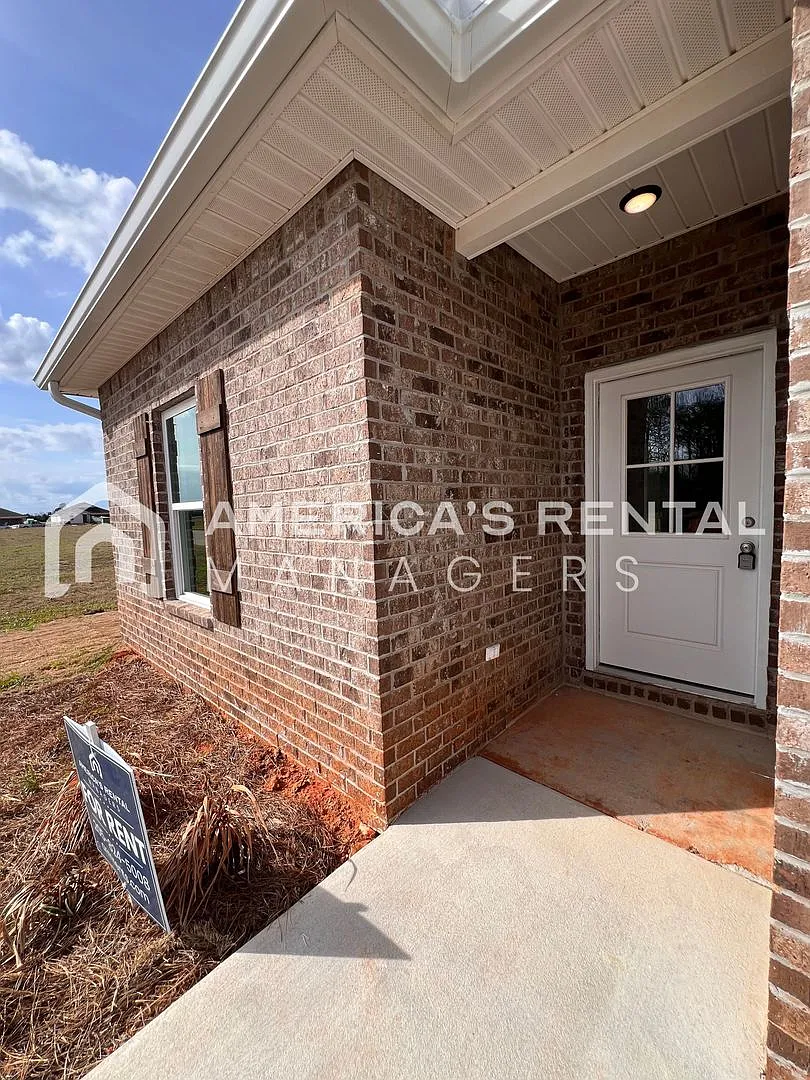 Move In Special New Construction Home For Rent In Robertsdale, al Available Now! Sign A 13 Month ... — Photo 3