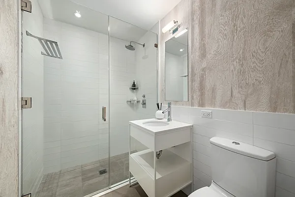 Sold by Douglas Elliman | media 22