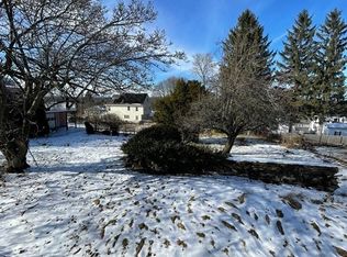 13 Thomas St, Clinton, MA 01510