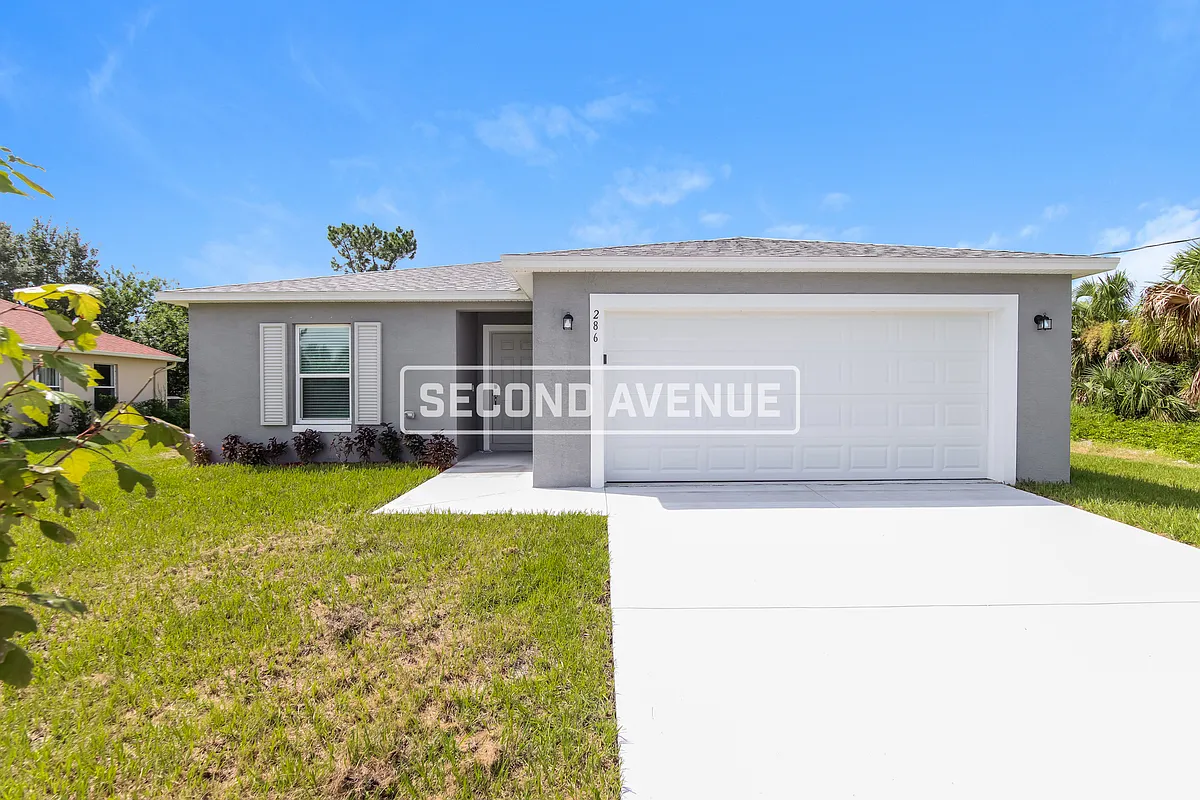 Photo 1 of 18 - 286 Silver Frost St SE - Palm Bay, FL Primary Photo - 286 Silver Frost St SE