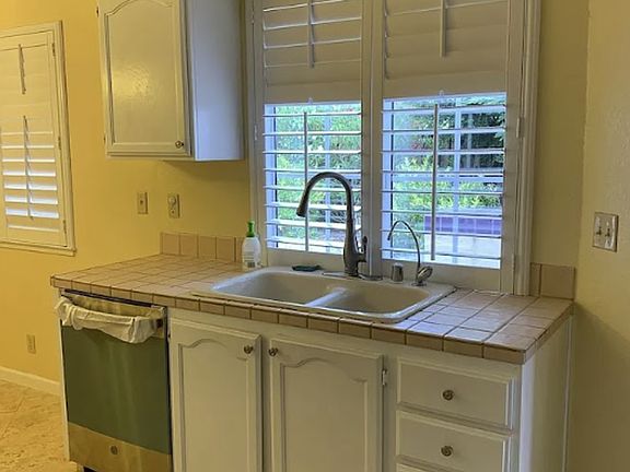 4th image of 649 Daffodil Dr #10061