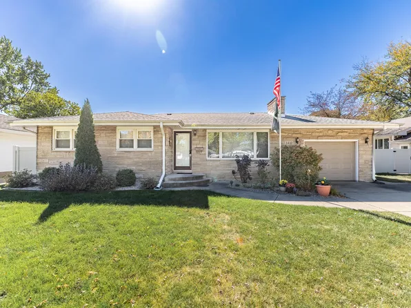 3410 41st St, Highland, IN 46322