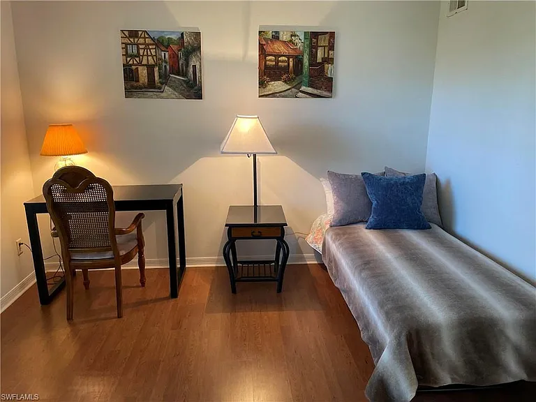 685 Windsor Sq #101 — Photo 25