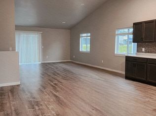 2203 Henry Johns Blvd, Bangor, WI 54614