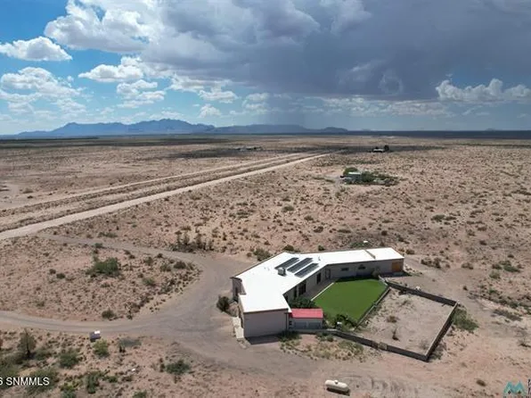 22445 Solo Runway SE, Deming, NM 88030