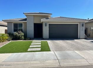 2940 E Tina Dr, Phoenix, AZ 85050