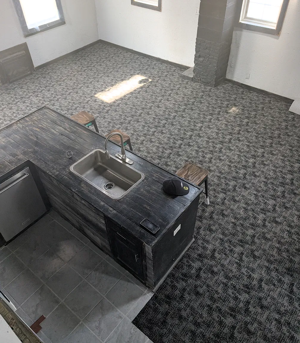 2 bed, 1056 sqft, $1,400 — Photo 2