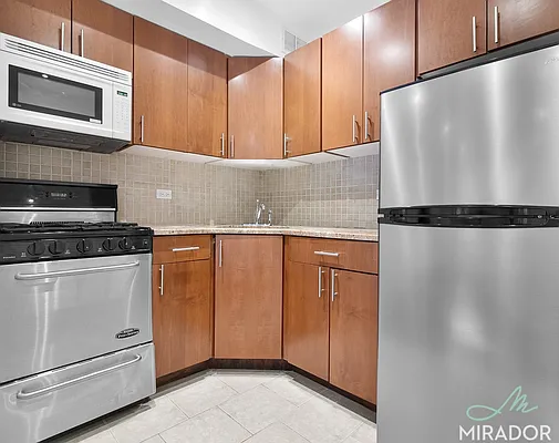 Rented by Mirador Real Estate | media 22