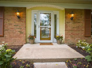 1755 Farmview Rd, Maple Glen, PA 19002