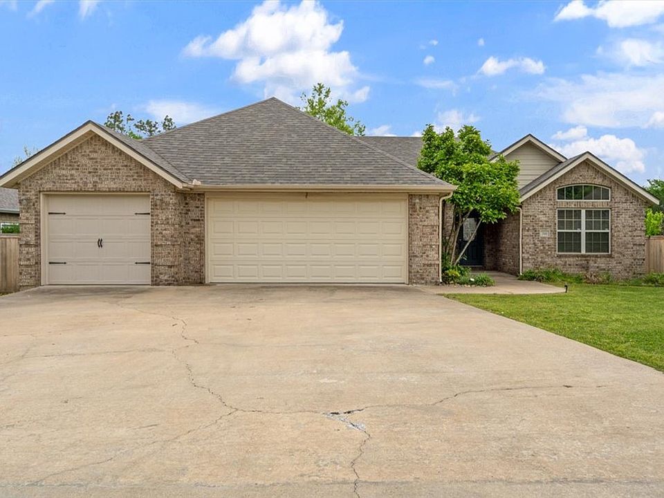 1st image of 739 W Partridge Dr