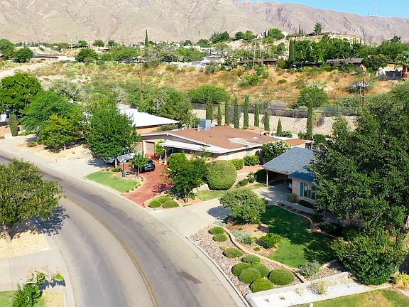 3rd image of 5828 Pebble Beach Dr