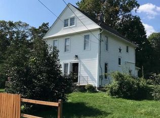 4 Gregory Rd, Johnson, NY 10933