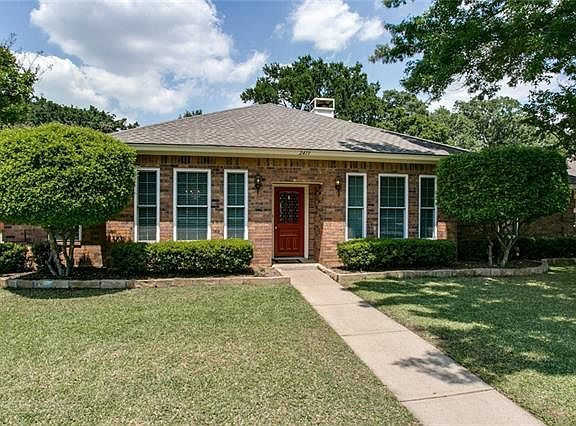5th image of 2419 Wimbledon Dr