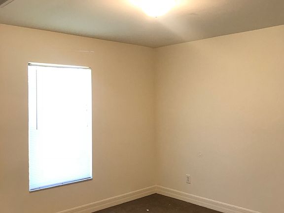4th image of 1603 Joan Ave S