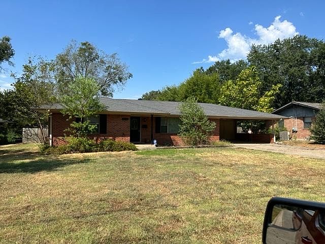 1st image of 1411 Doris Dr